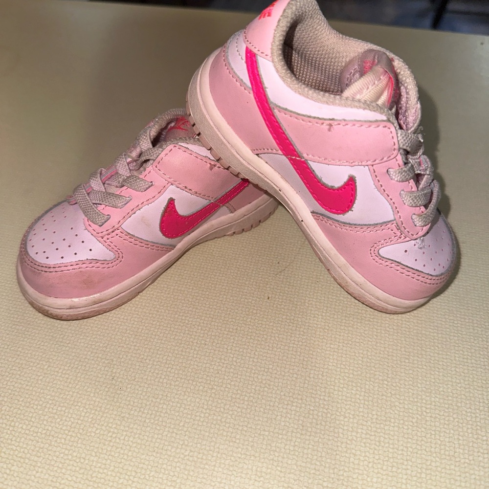 Toddler girl Nike pink foam dunk sneakers